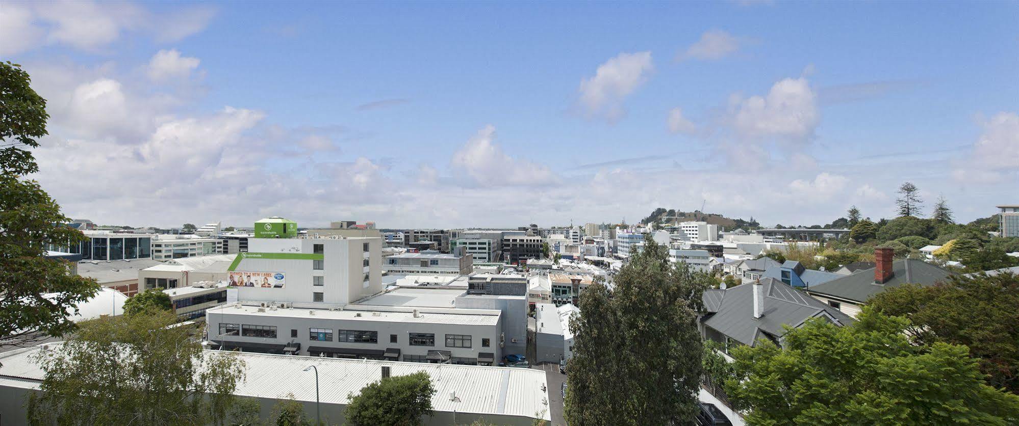 Towers 3* Auckland