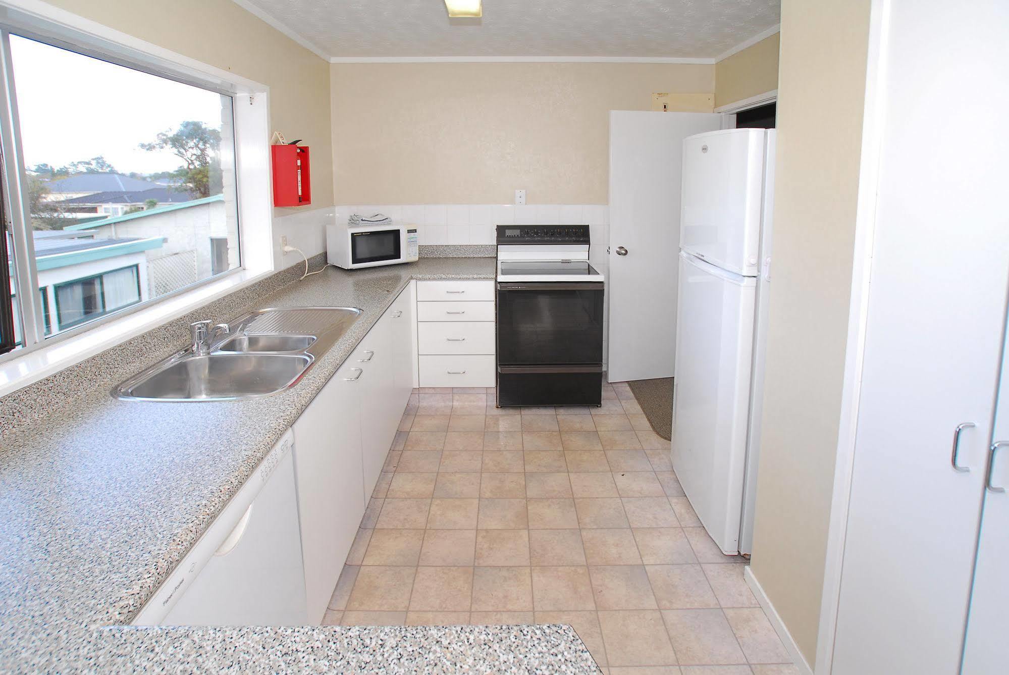 Takapuna Motor Motel 4*