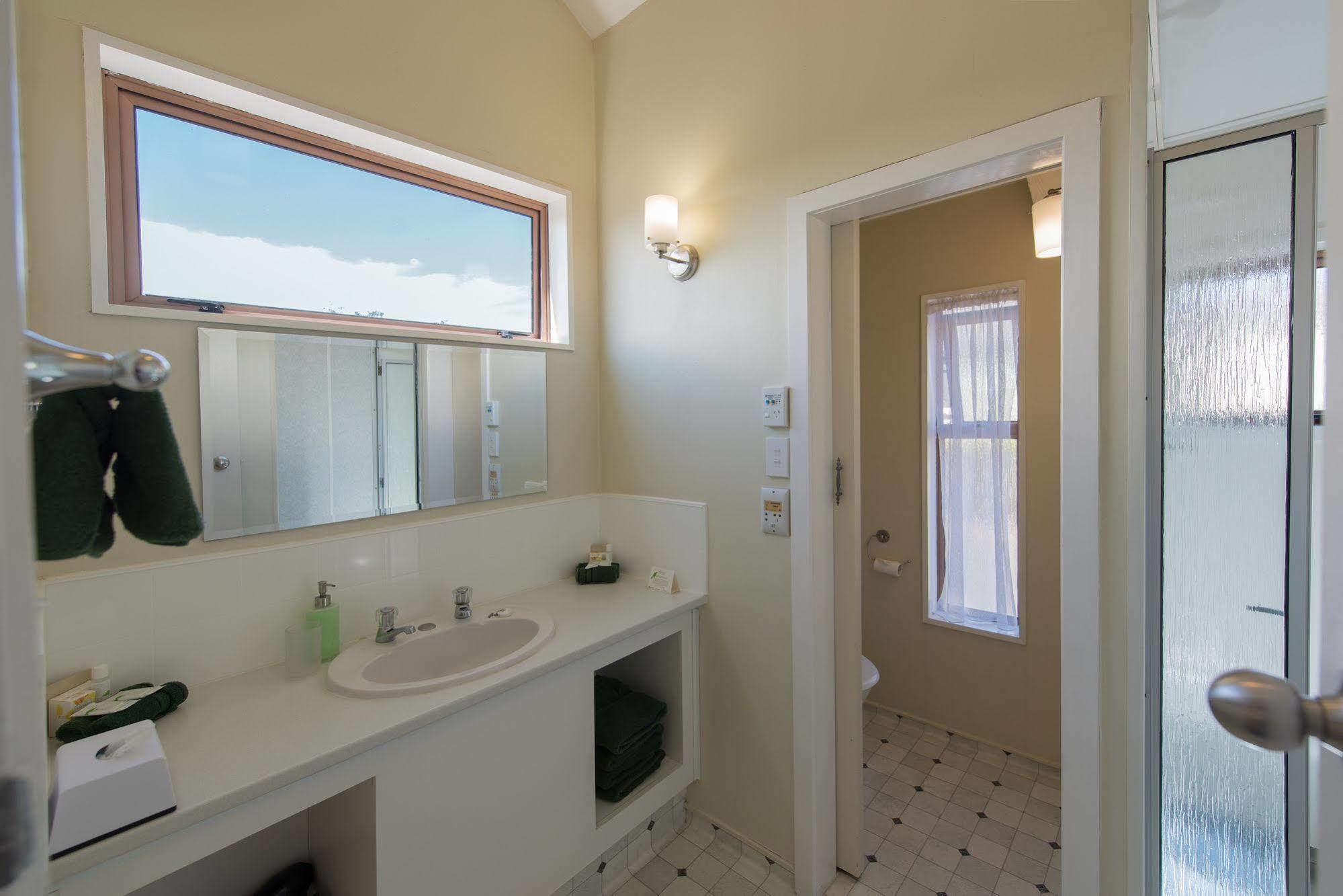Howick Motor Motel Auckland
