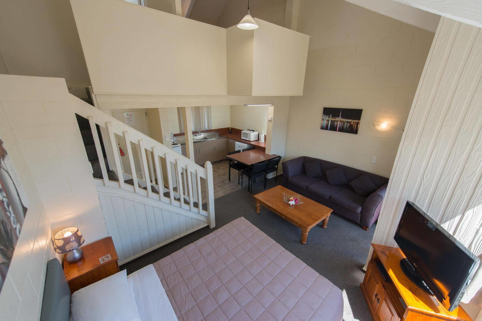 Howick Motor Motel 3*