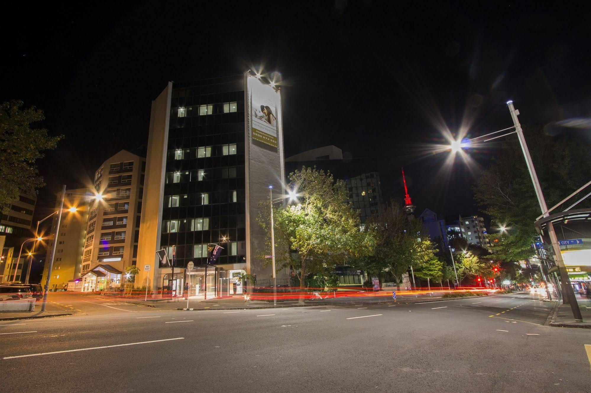 Vr Queen Street & 4*