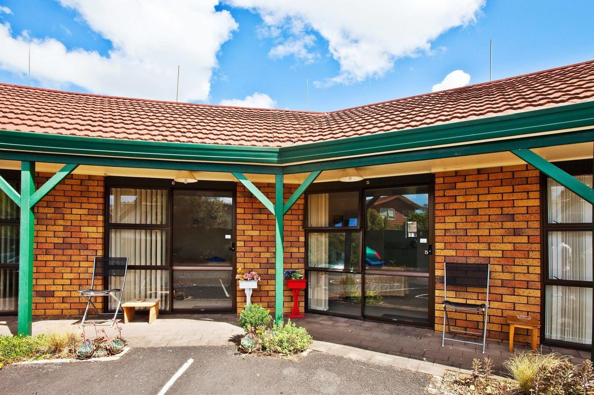 Monument Motor Papakura Motel Auckland