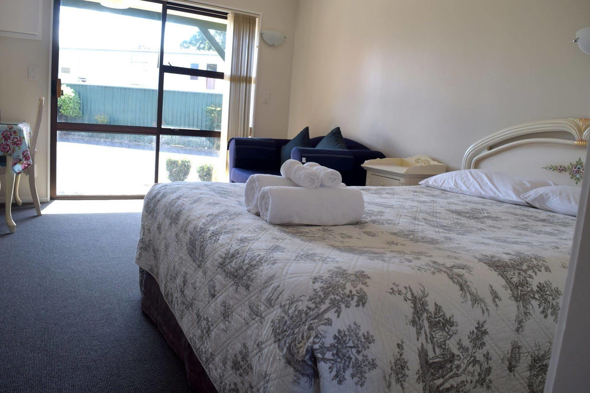 Monument Motor Papakura Motel Auckland