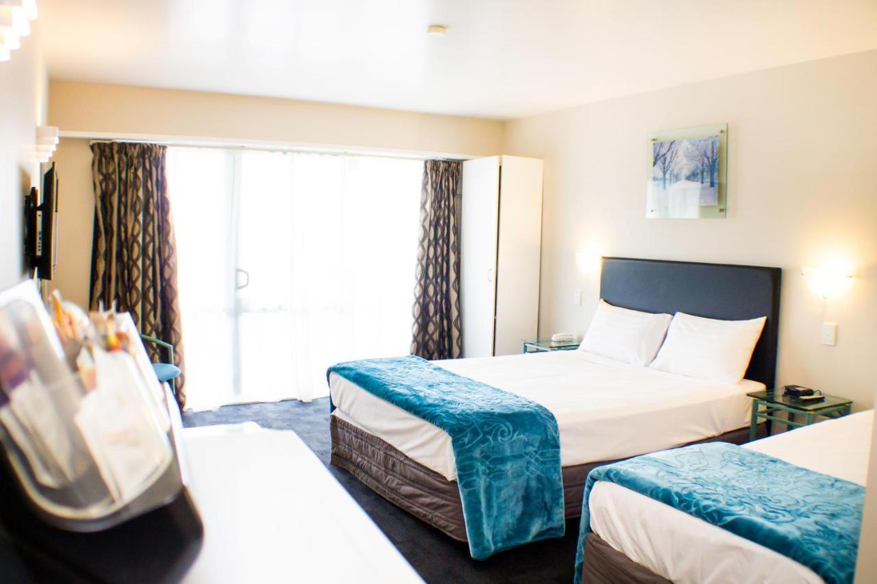 Rayland 3* Auckland