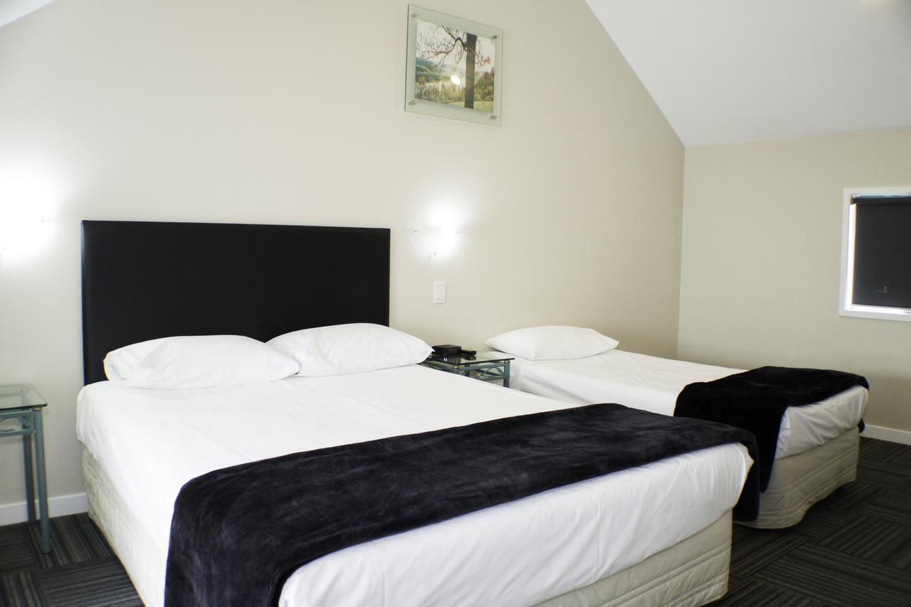 Rayland 3* Auckland