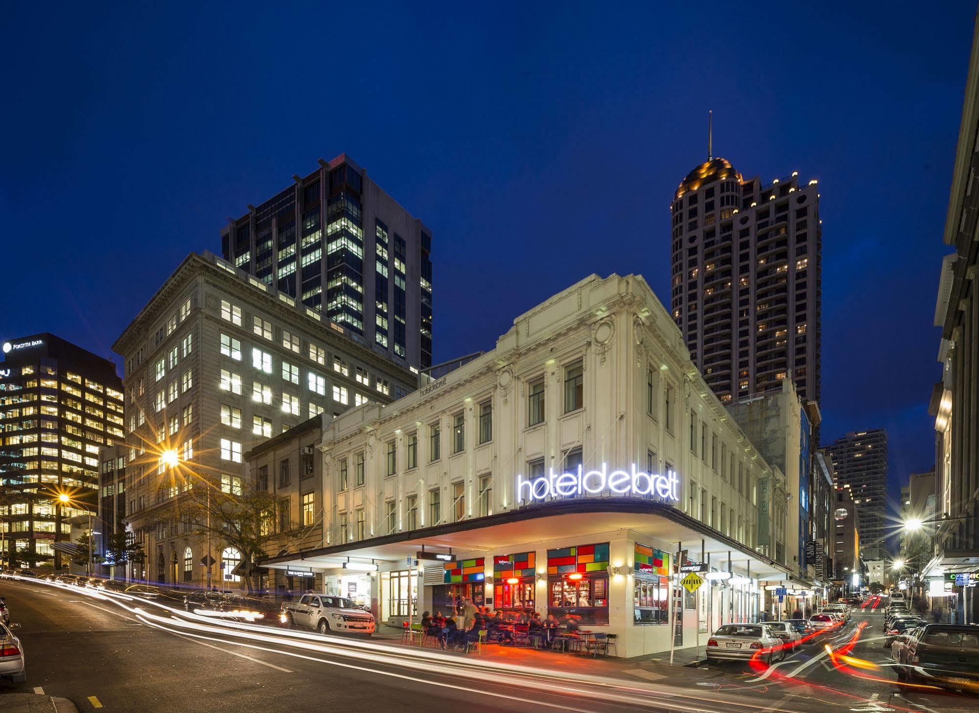 Debrett 5* Auckland