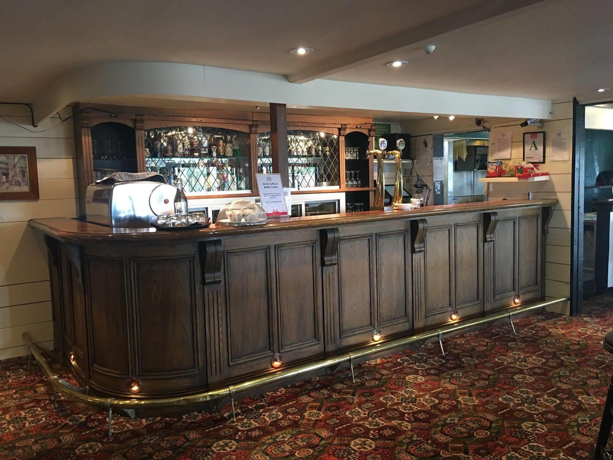 Hotel The Surrey 4*