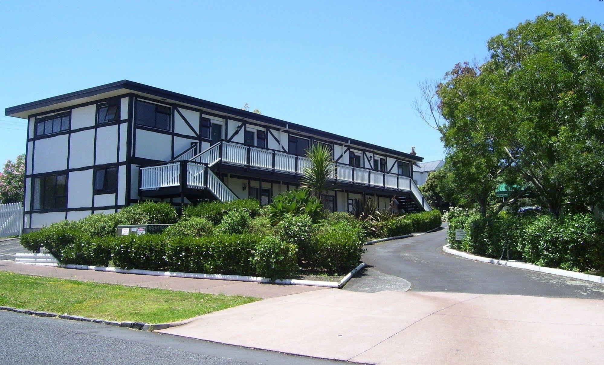 Hotel The Surrey