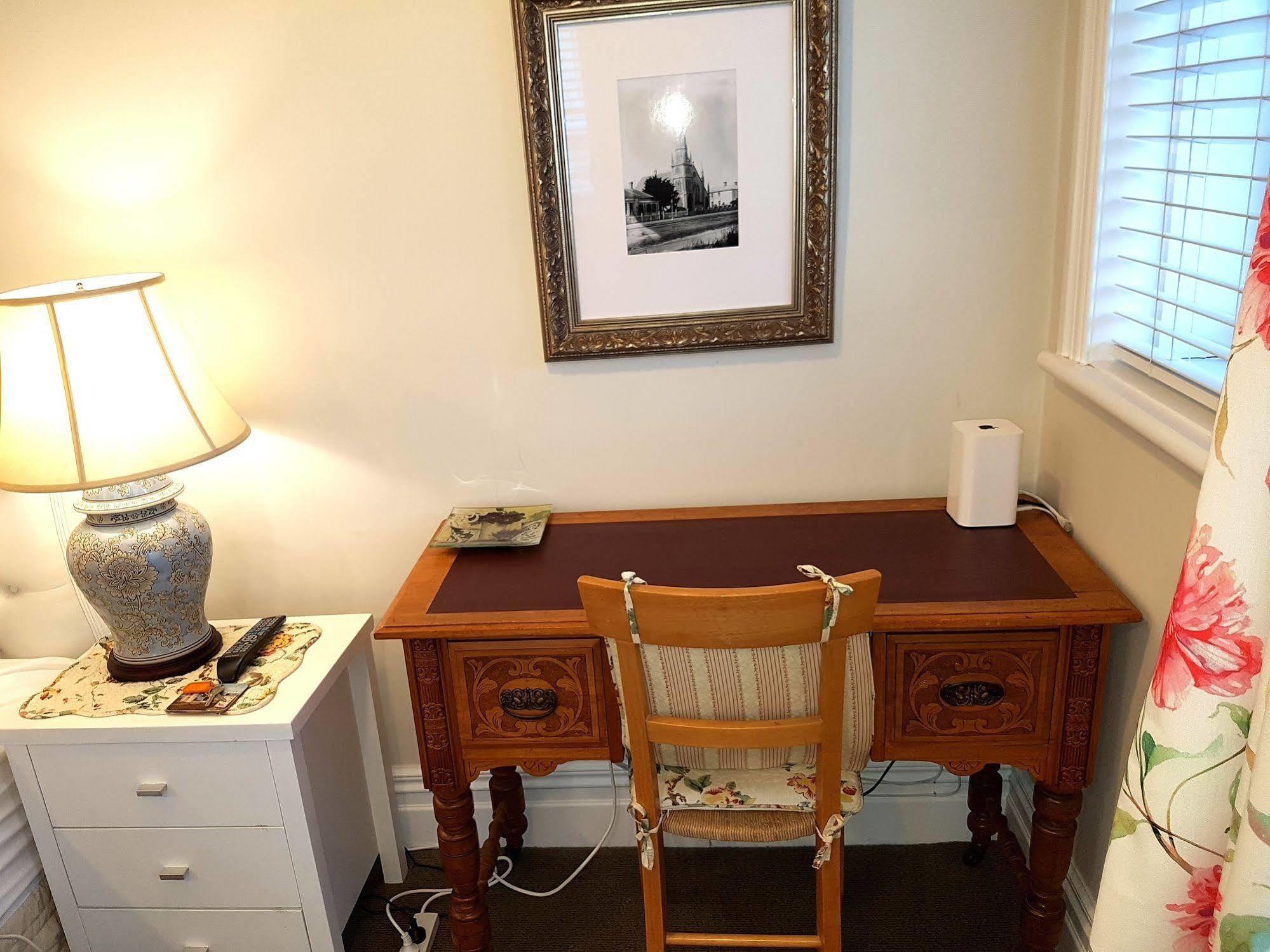 Ponsonby Manor Guest house