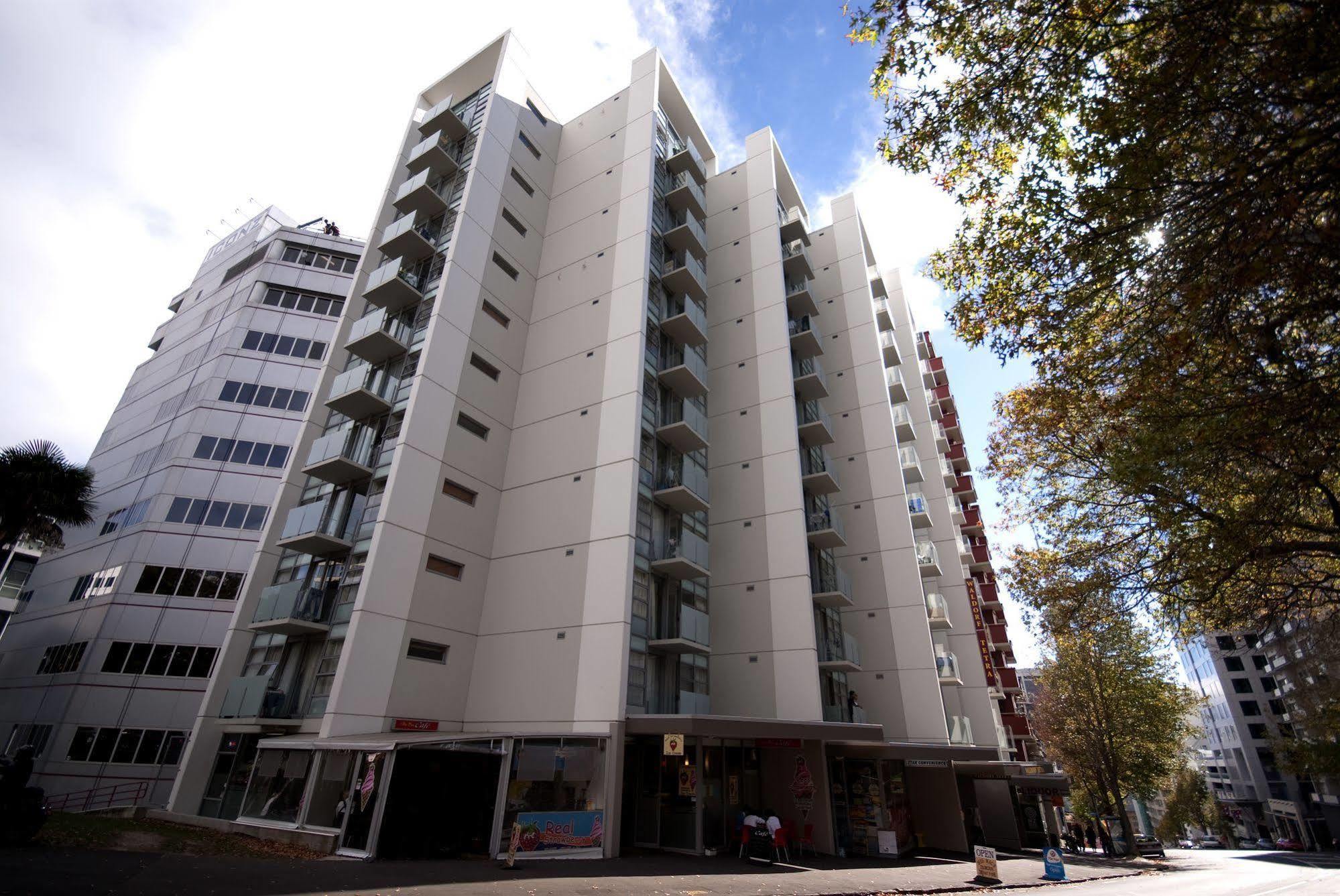 Tetra Serviced By Castle Aparthotel 3*