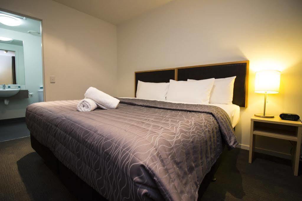 Tetra Serviced By Castle Aparthotel 3*