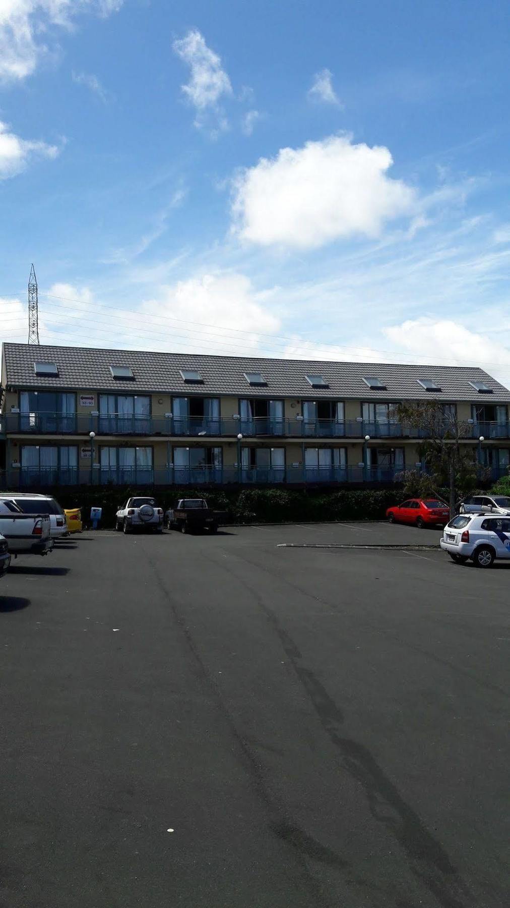 Rayland 3* Auckland