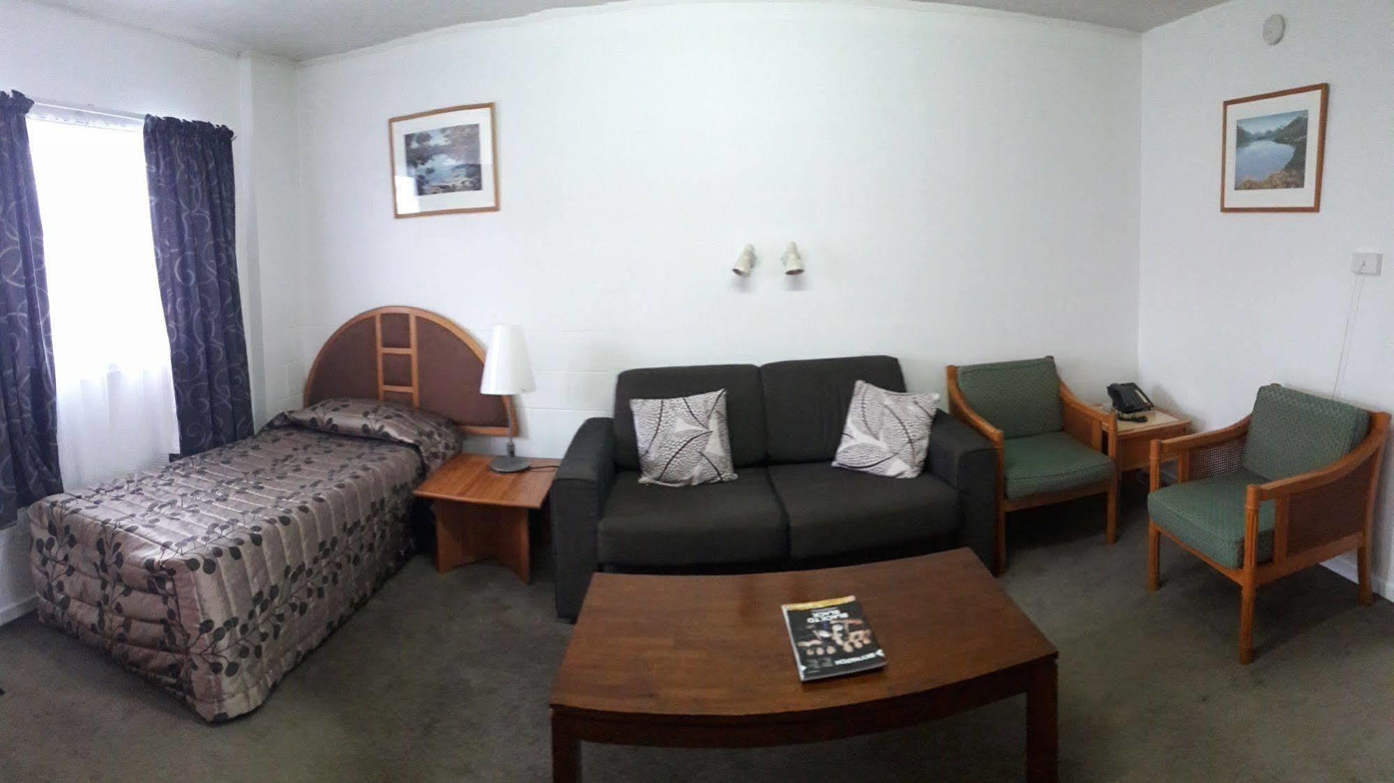 New Haven 3* Auckland