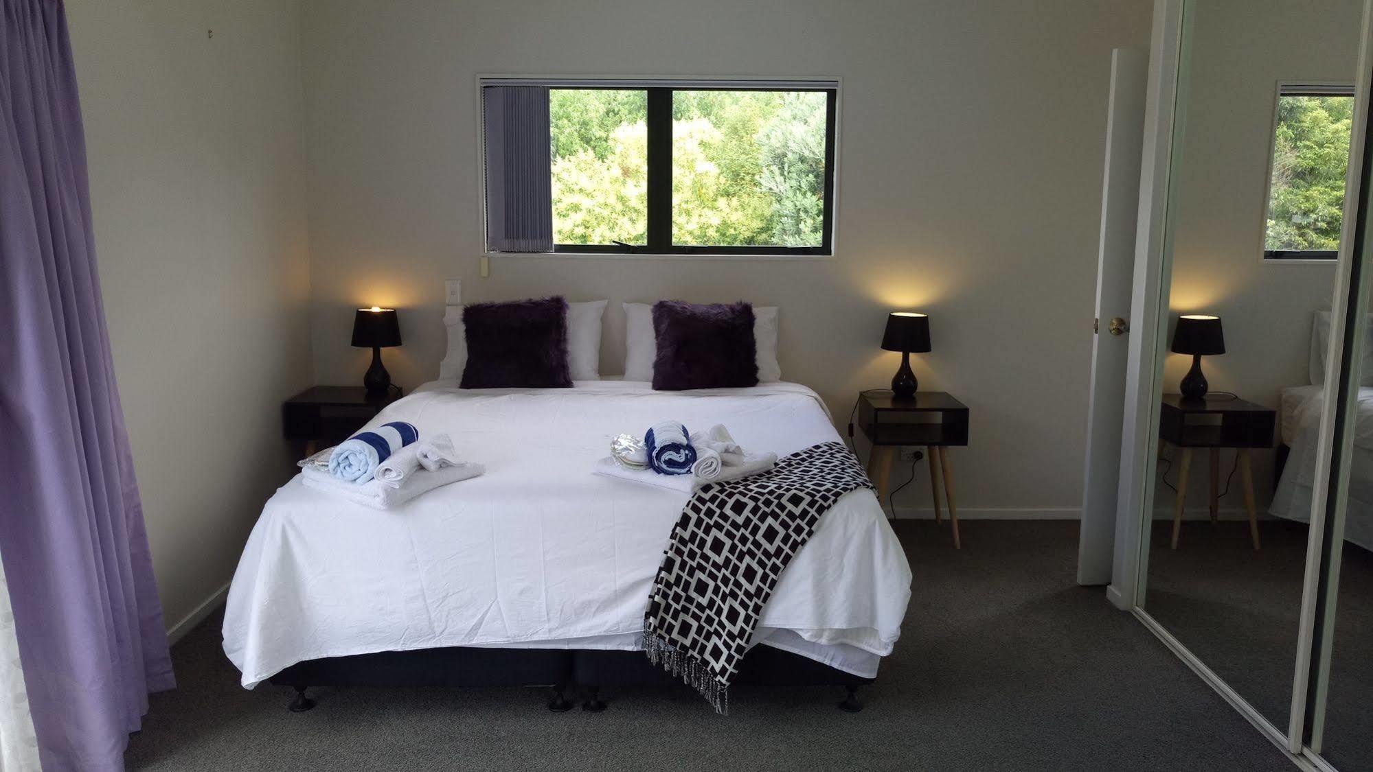 Sea La Vie In The Bays * Auckland