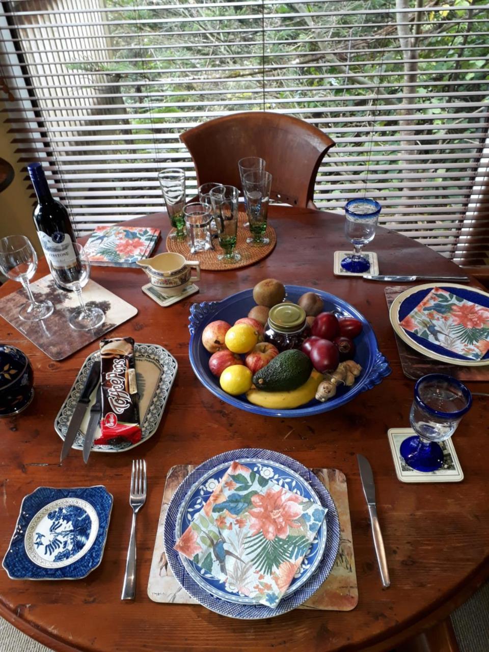 Bed & Breakfast Tastebuds Auckland