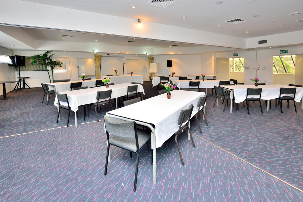 Manukau & Conference Centre Hotel