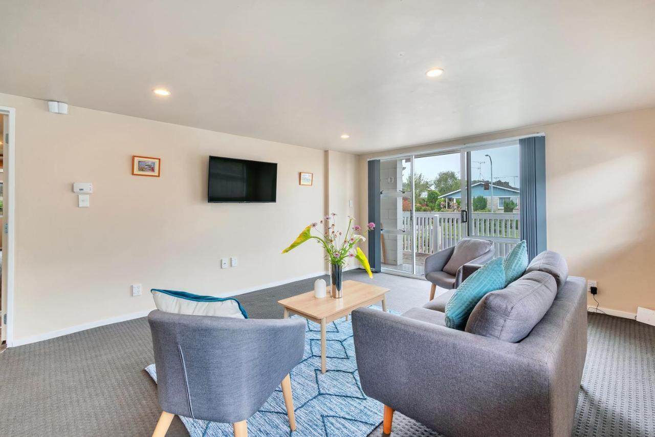 Holiday home Sunny Side Getaway With Parking And Aircon