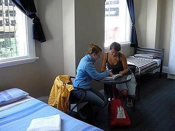 Surf 'n' Snow Backpackers Hostel Auckland