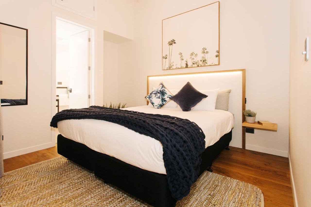 Apartment Anzac South Loft - 4 Bedrooms & 2 Free Car Parks