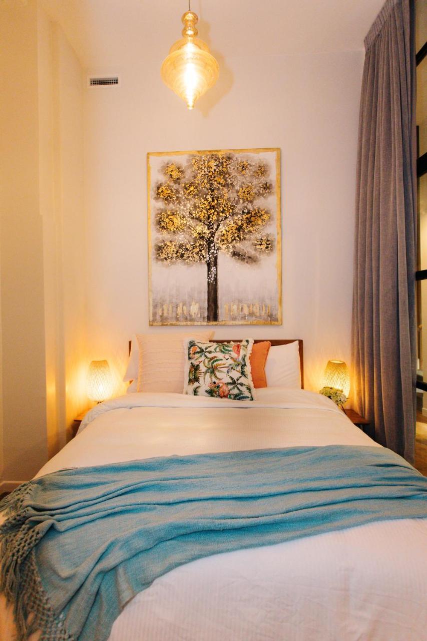 Apartment Anzac South Loft - 4 Bedrooms & 2 Free Car Parks