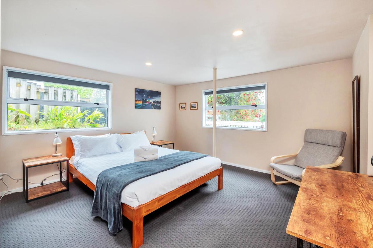 Holiday home Sunny Side Getaway With Parking And Aircon