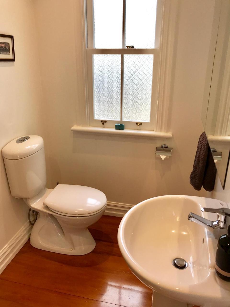 Mckenzie Bed & Breakfast Auckland