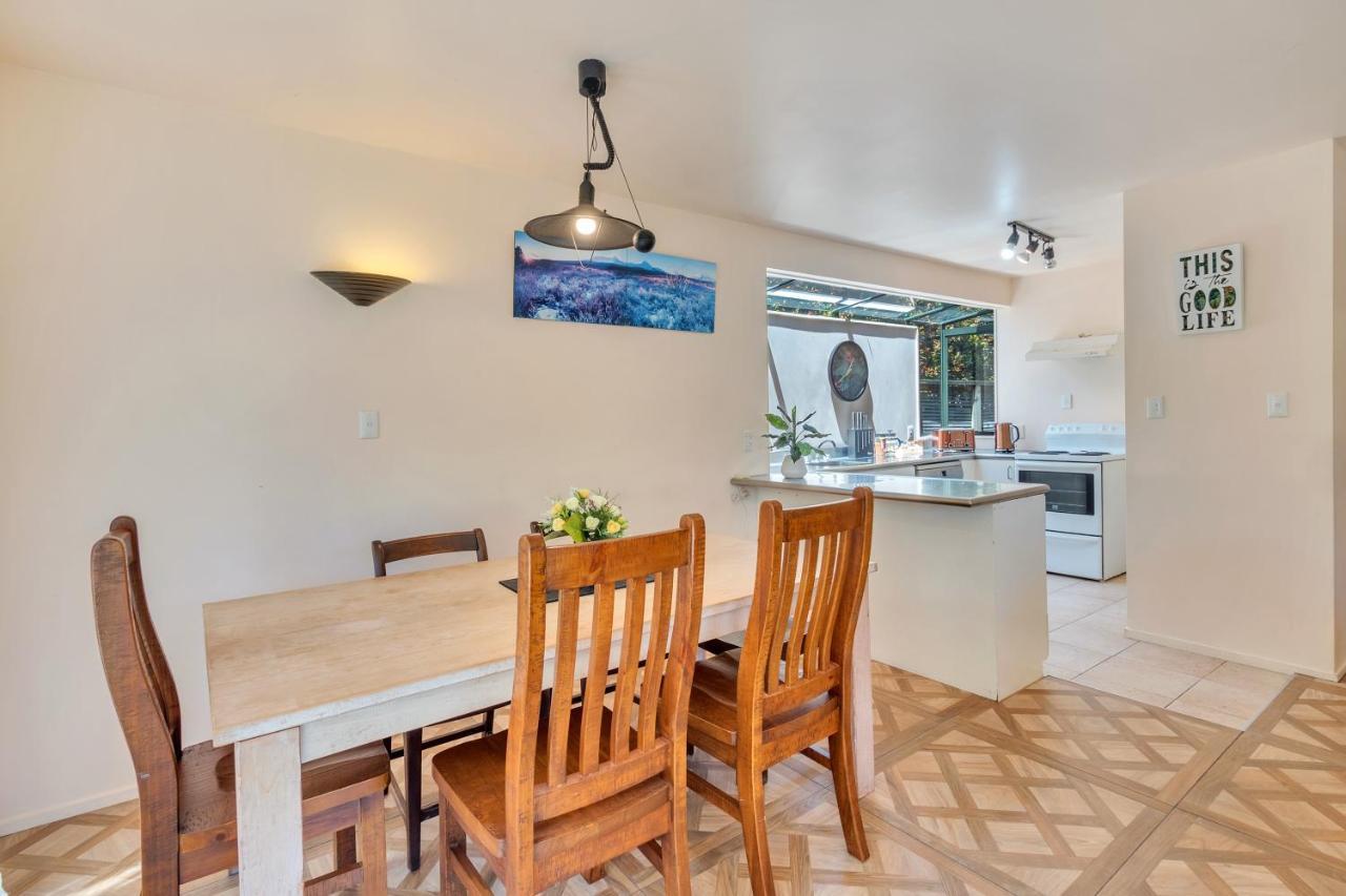 Casa de férias Ponsonby Gardens With Deck And Parking Auckland