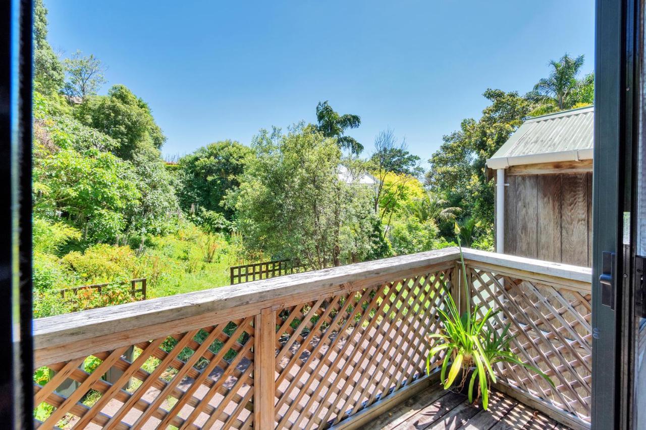 Ponsonby Gardens With Deck And Parking * Auckland