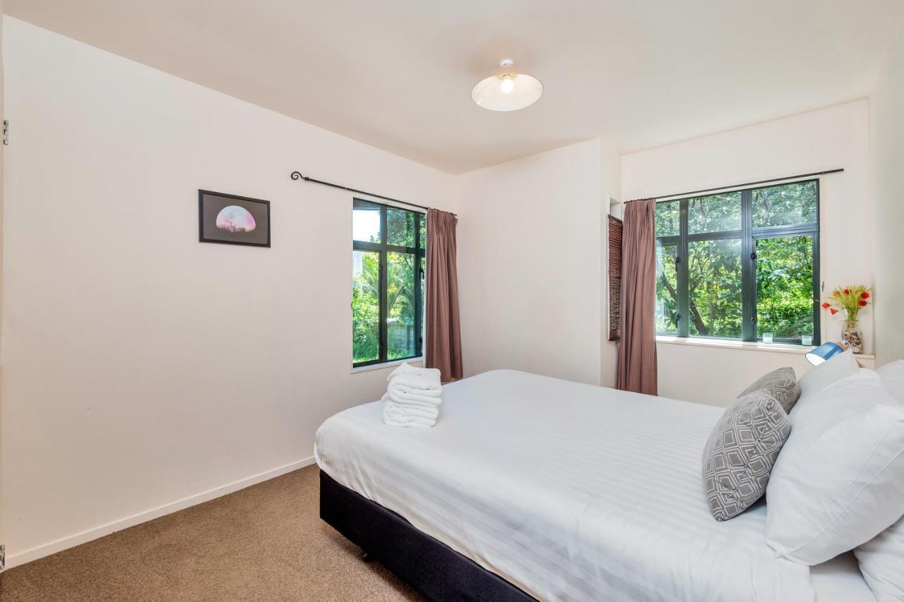 Ponsonby Gardens With Deck And Parking * Auckland