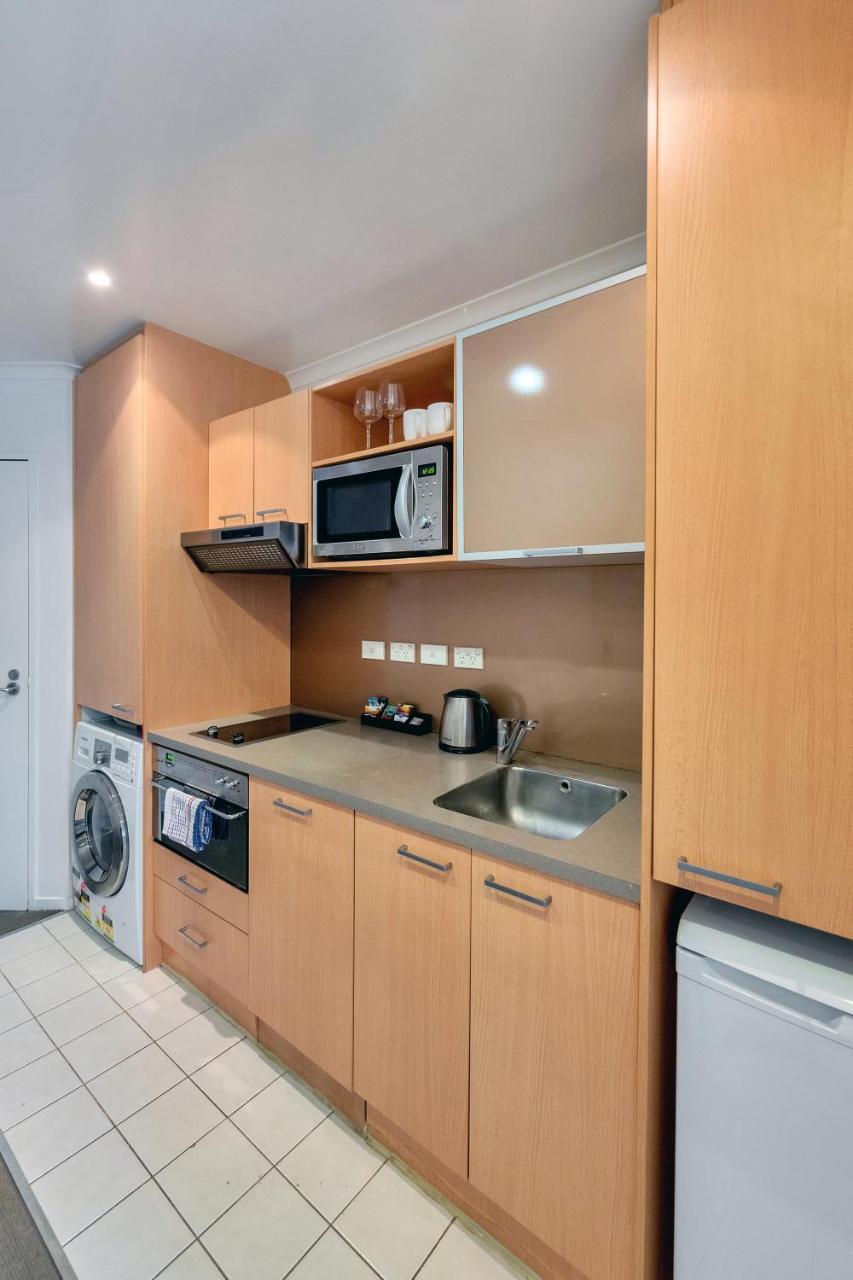 Apartment Cute In The With A Desk L Free Wifi Auckland