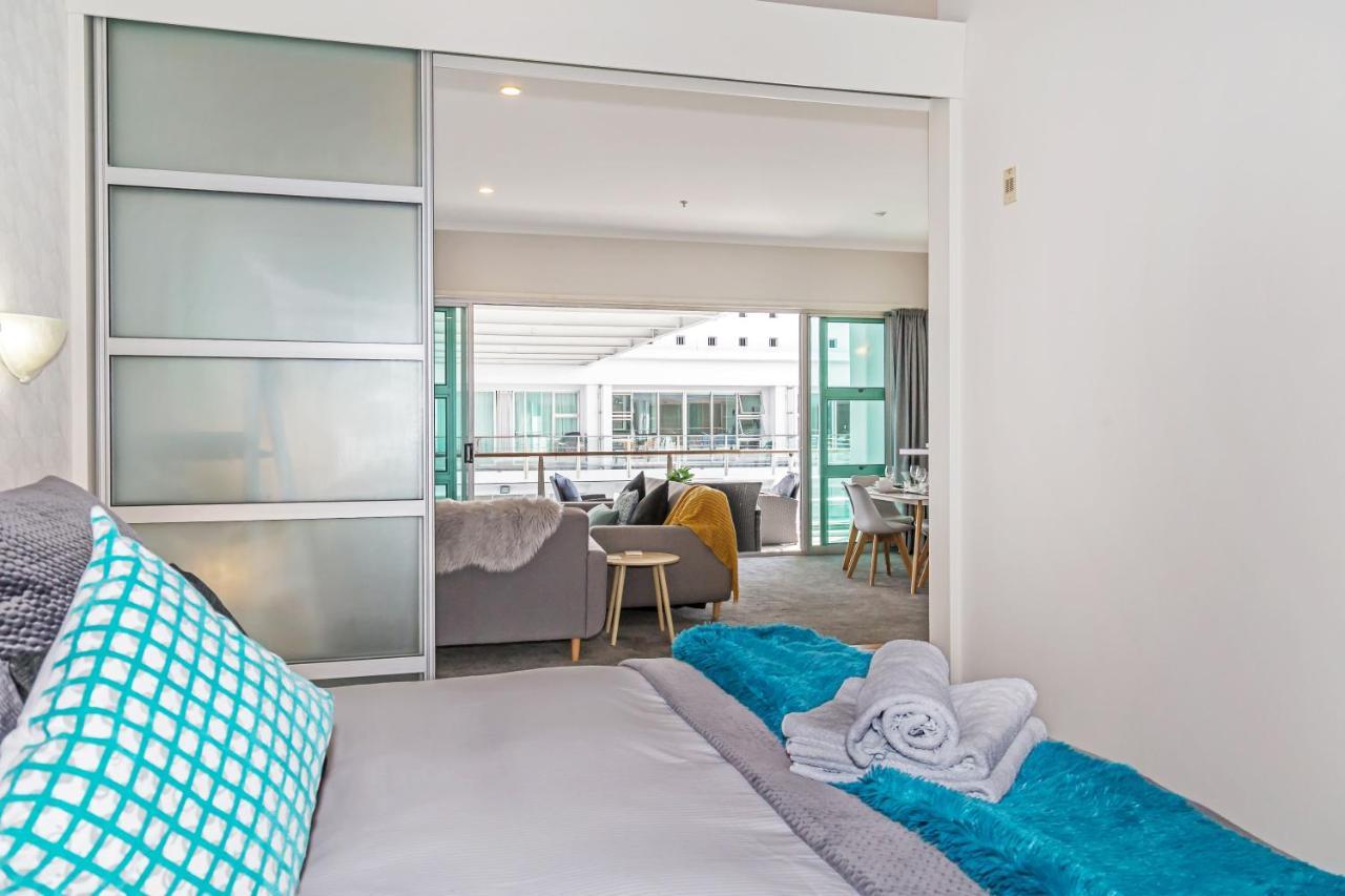 Amazing Viaduct 1 Bedroom *