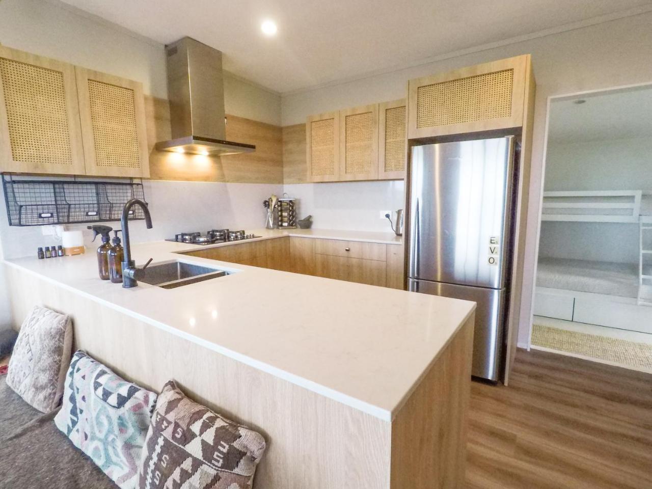 Holiday home Coast Retreat Muriwai - Walk To The Beach! *