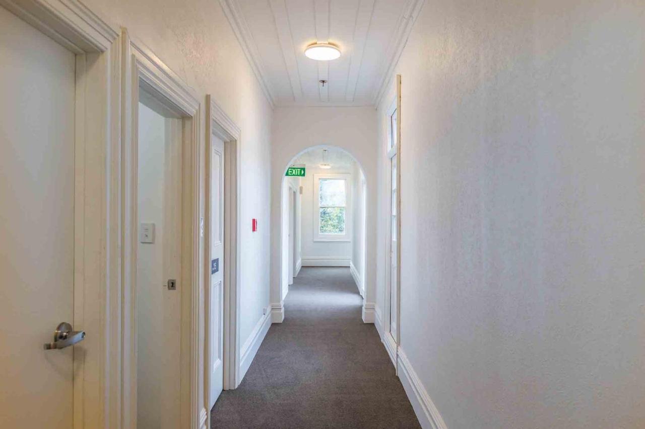 Hostel Swan *