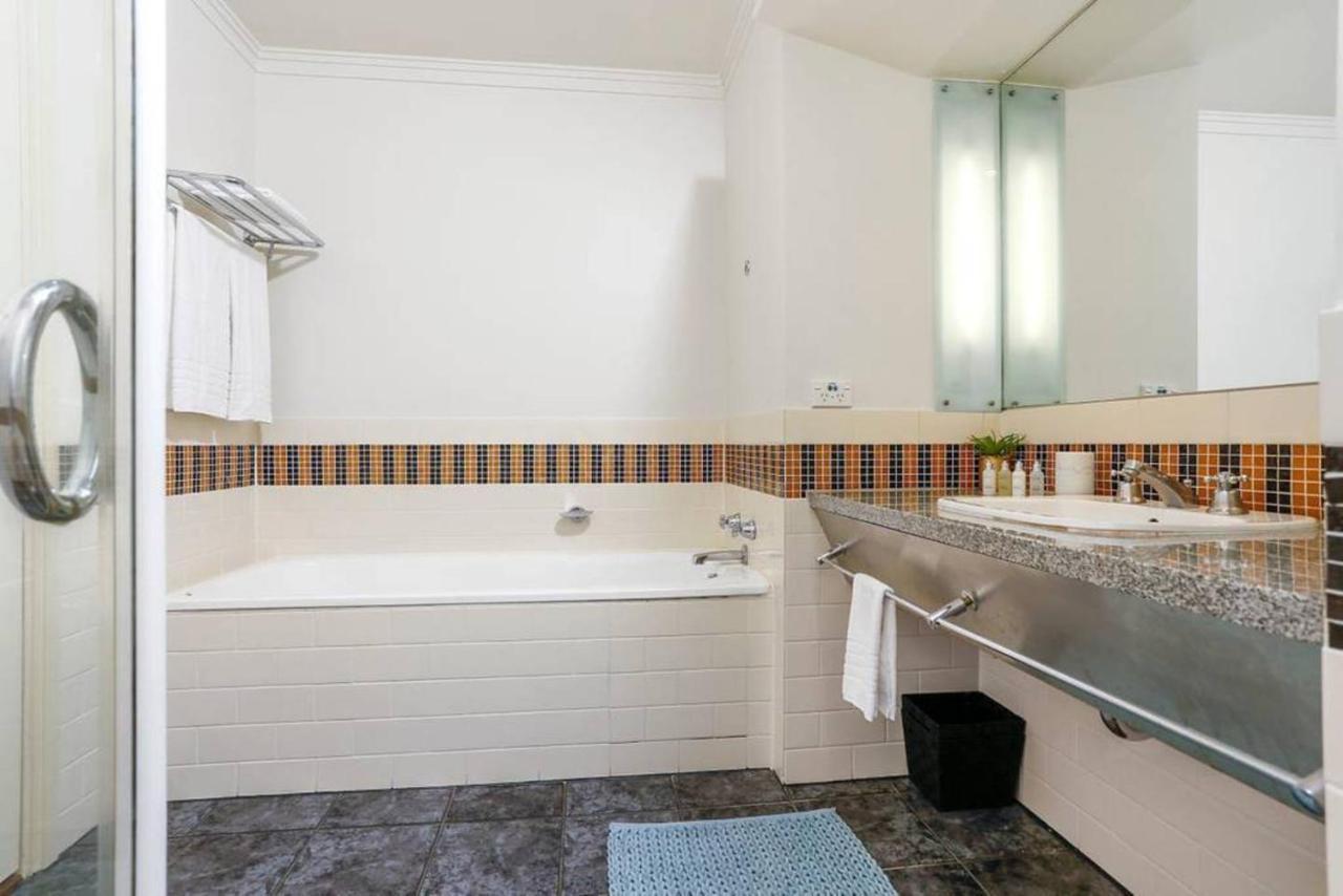 Spacious One Bedroom In The Heritage Hotel! * Auckland