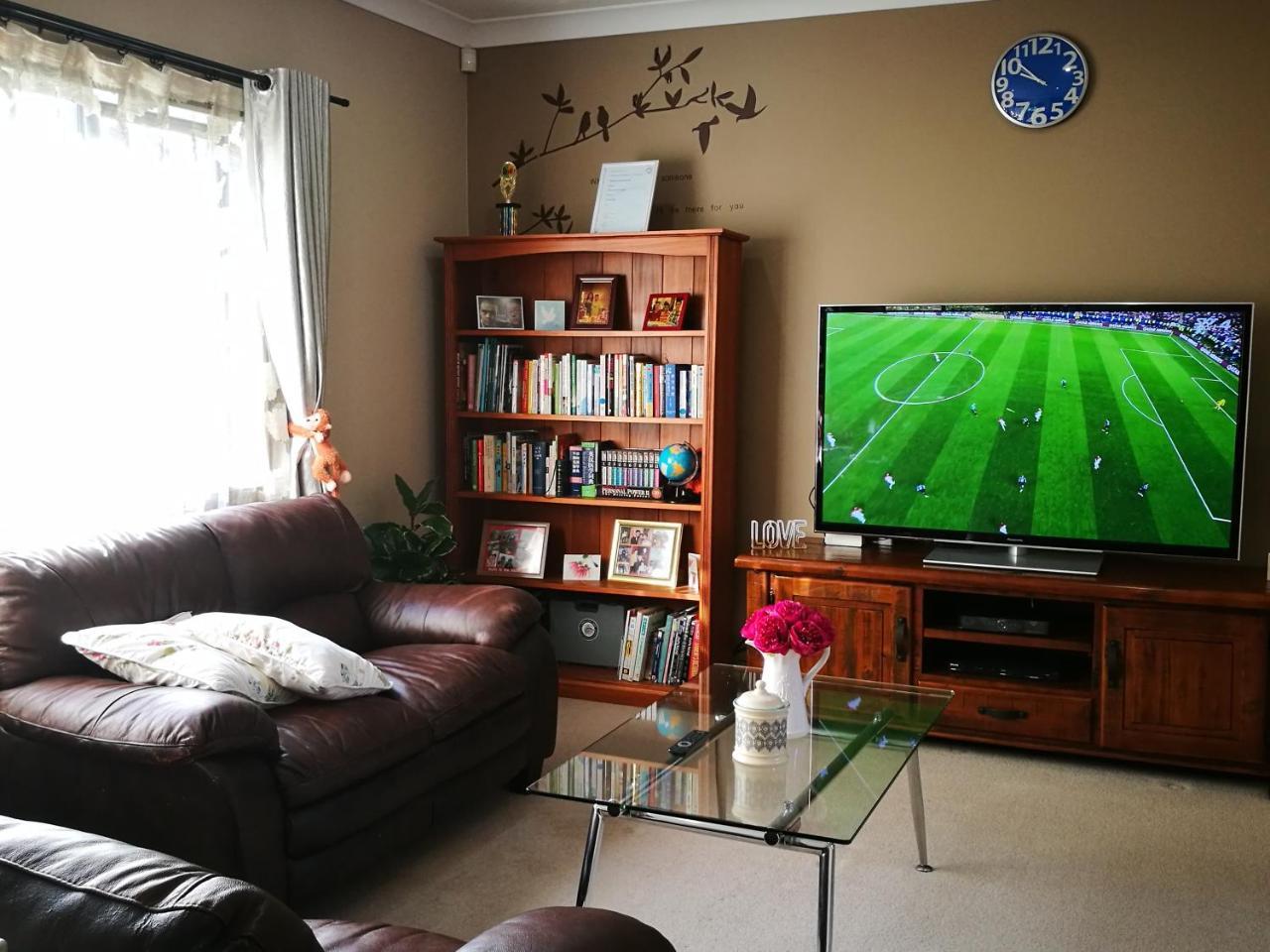 Casa de hóspedes Monique's Rose Prvt Bthrm Ac Tv Auckland