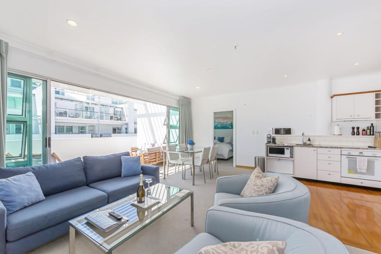 Apartment Waterfront Two Bedroom Apartment; Great Location! *