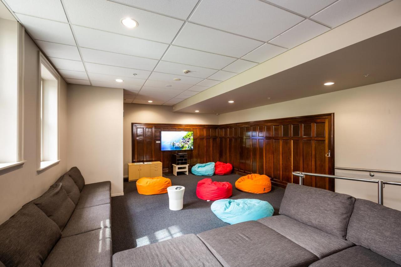 Hostel Campus Summer Stays - Wellesley Apartments *