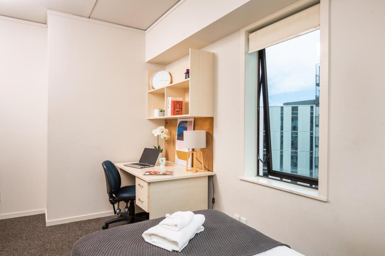 Campus Summer Stays - Wellesley Apartments *