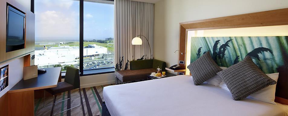 Novotel Airport Hotel 4*