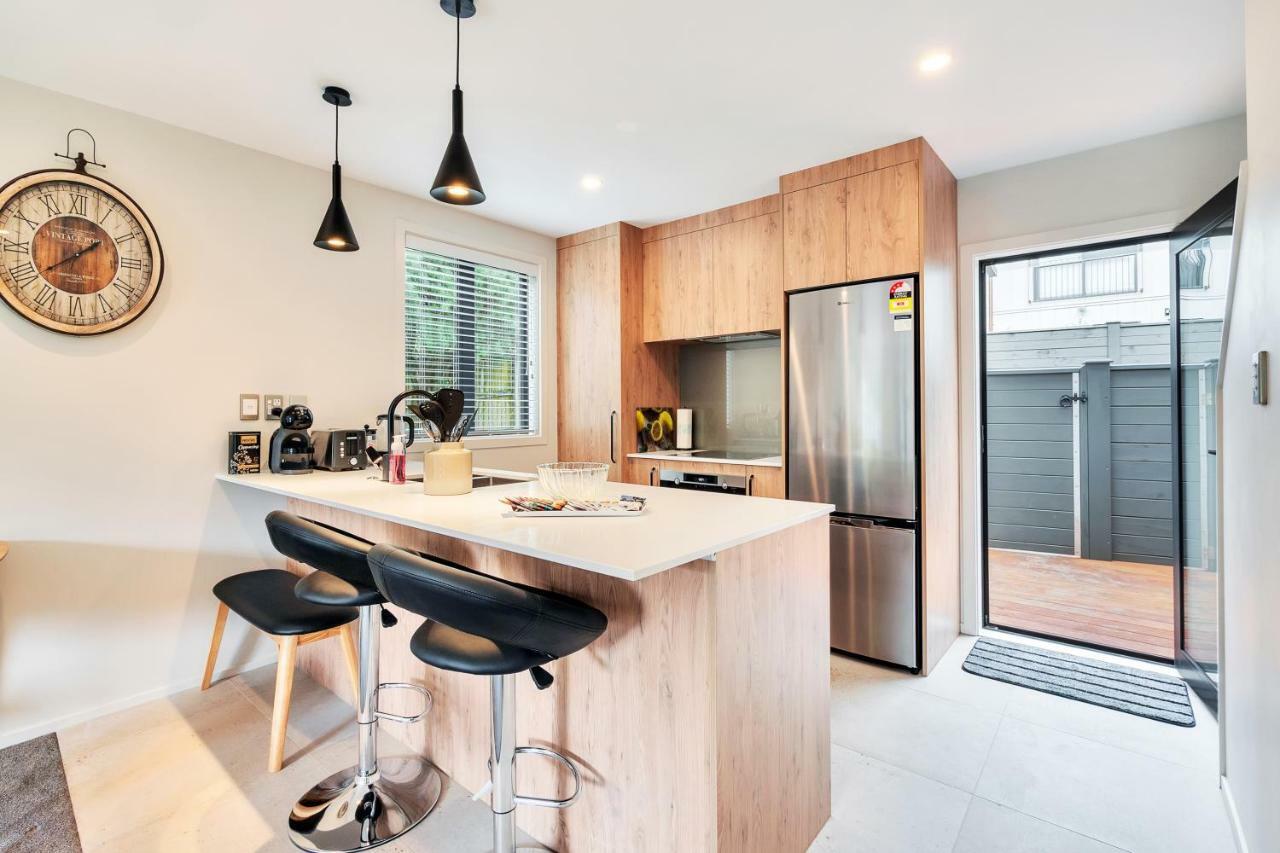 Casa de férias Greenwich Townhouse With Parking And Air-con Auckland