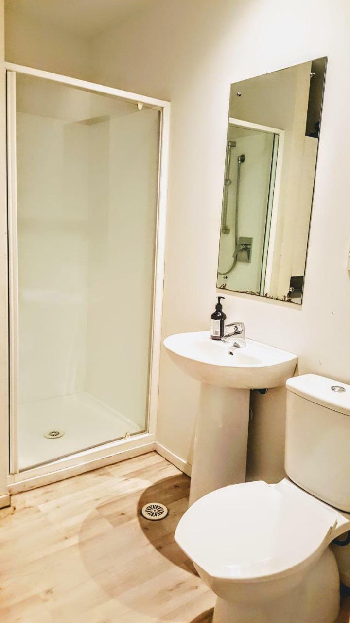 Nyc X Akl A Special Bargain Apt In Queen St * Auckland
