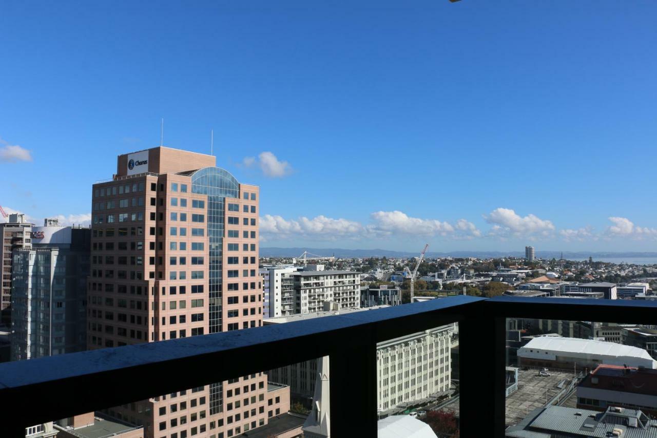 Hi Park Aparthotel 4*