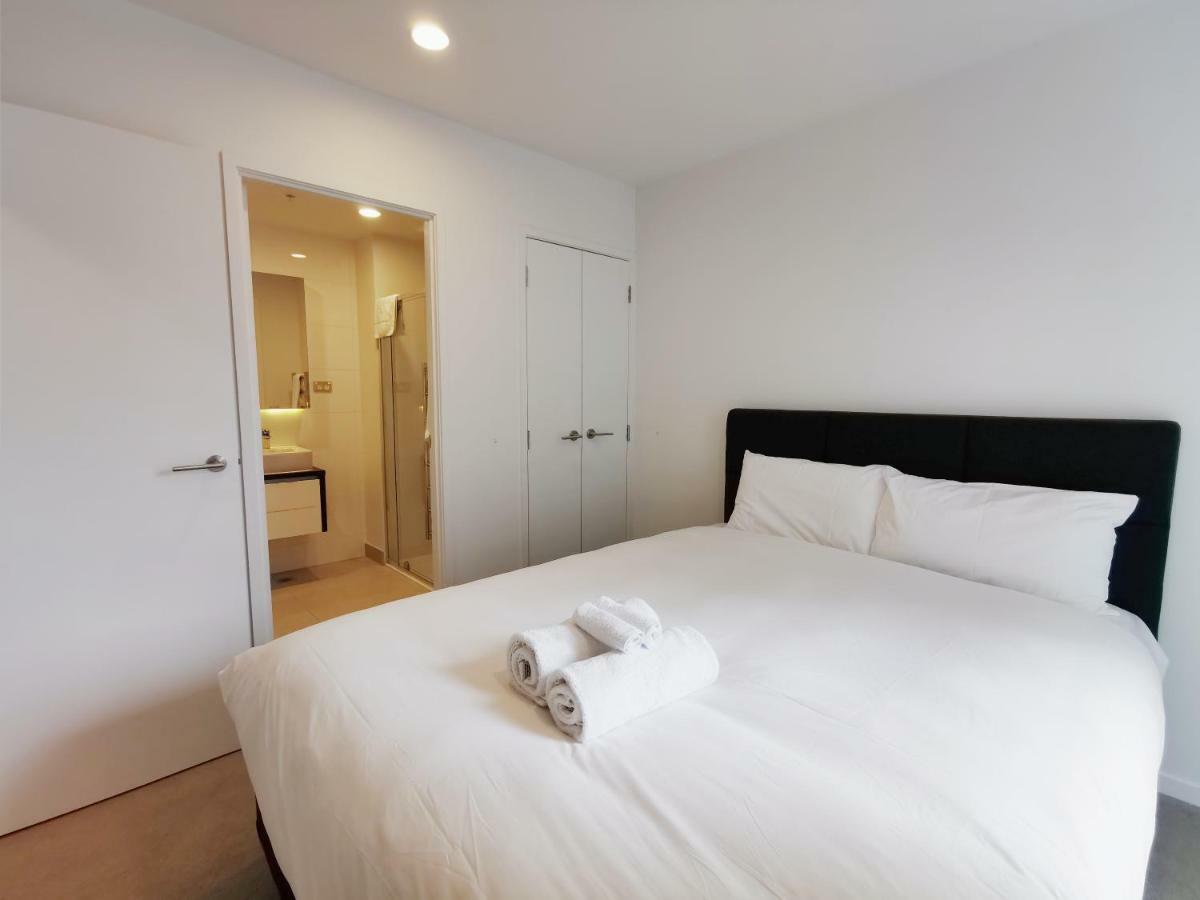 Hi Park Aparthotel 4*