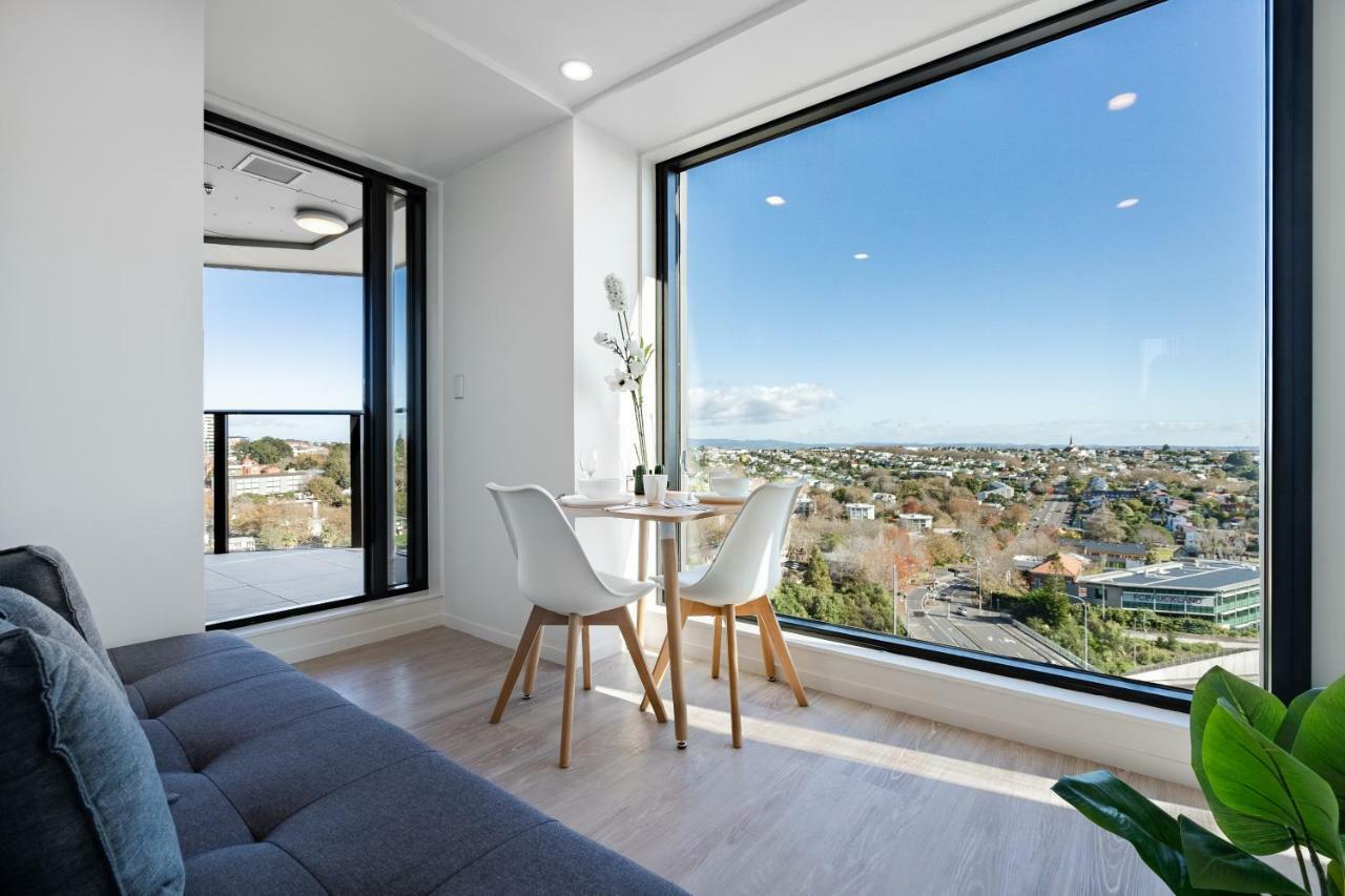 City On Union Street * Auckland