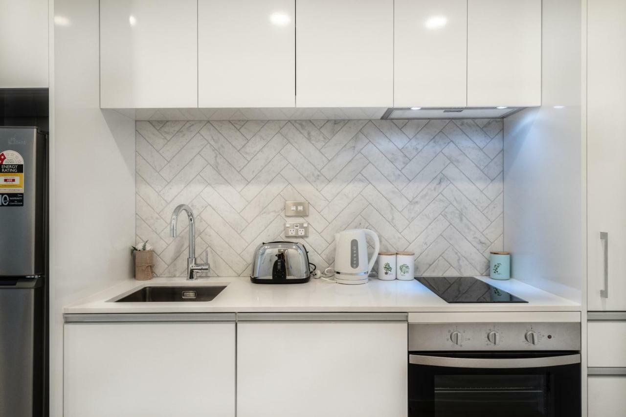 City On Union Street Apartment *