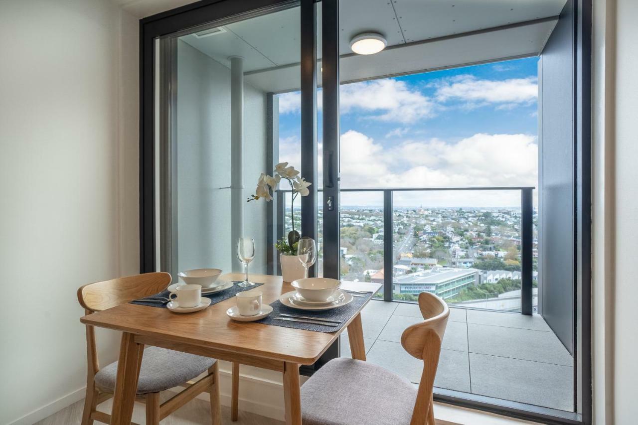 City On Union Street Apartment