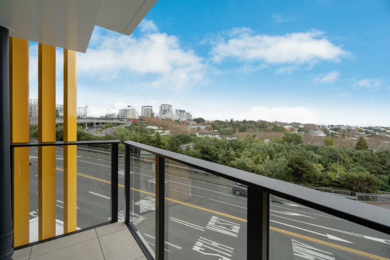 City On Union Street Apartment *