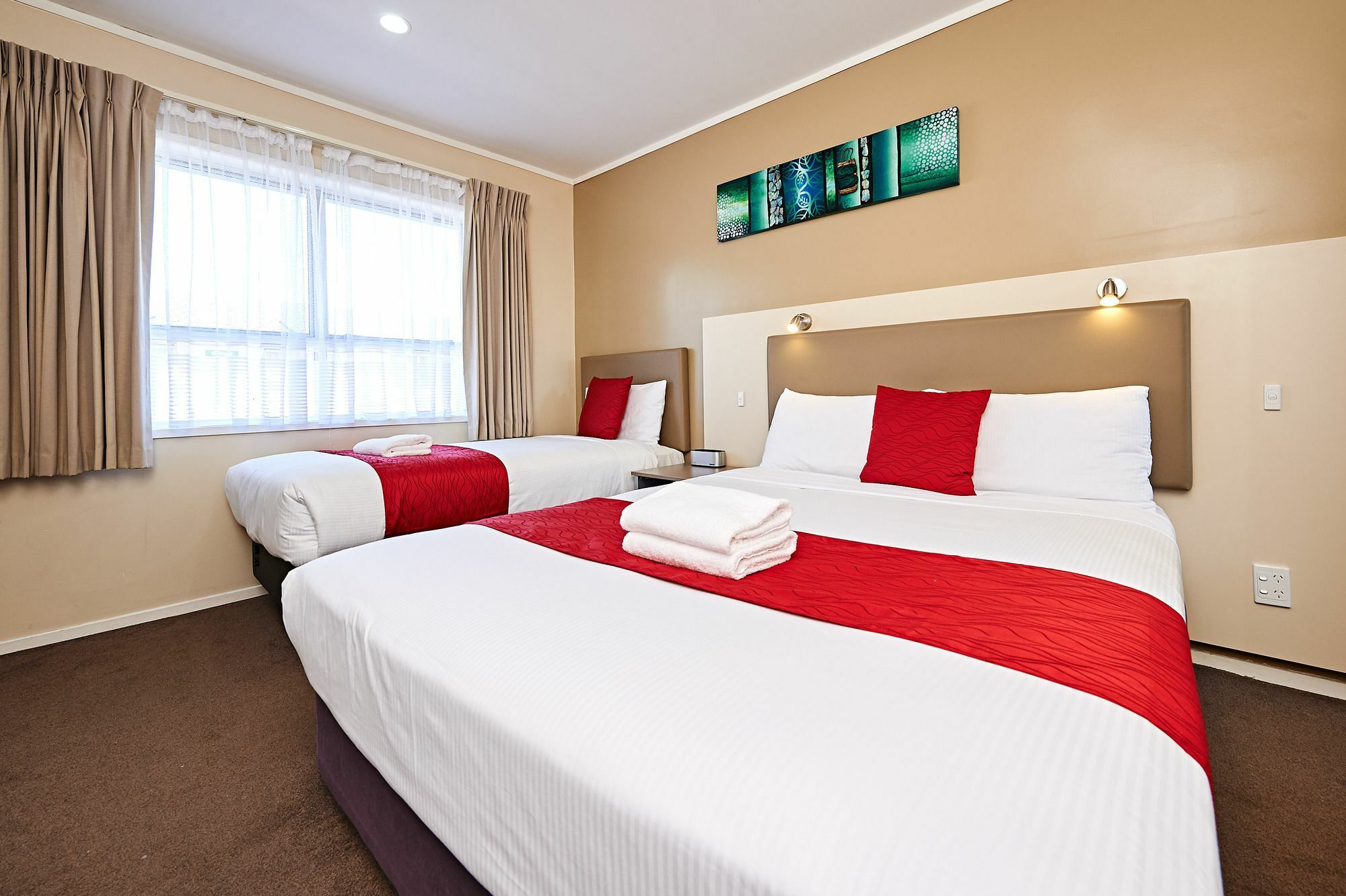 Airport Motel