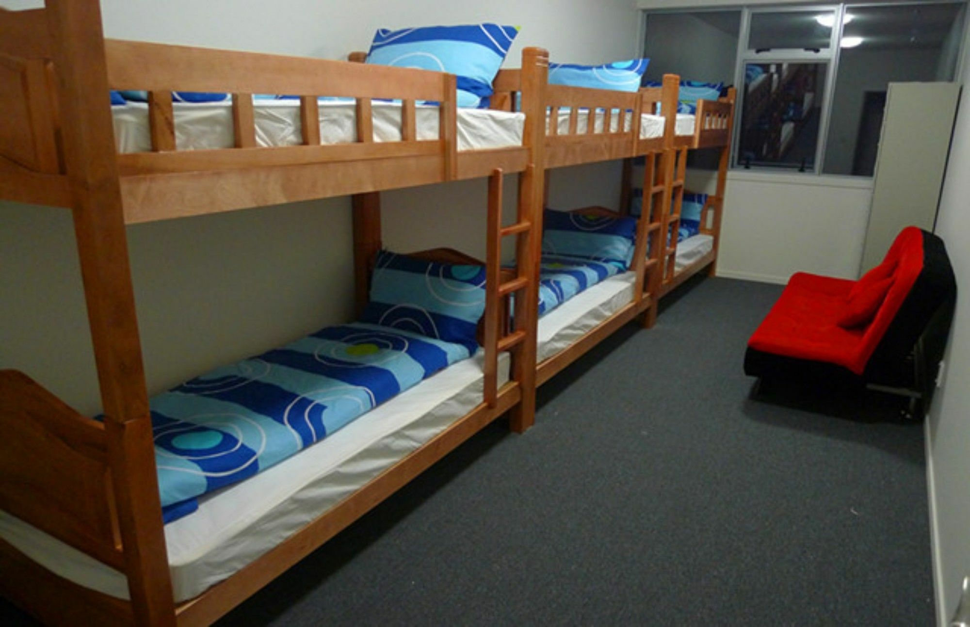 Newton Hostel *