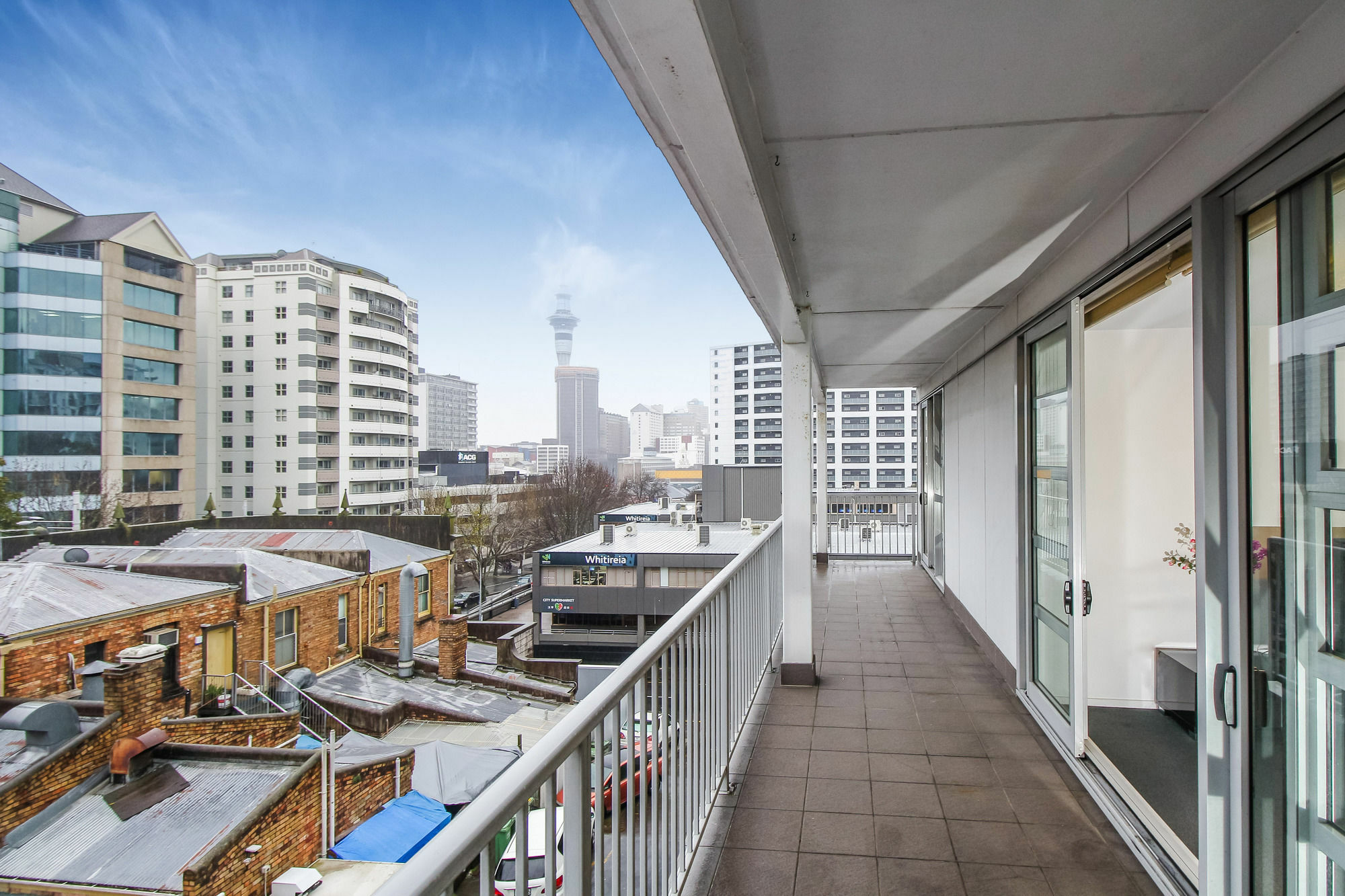 Apartment Three Bedroom In The